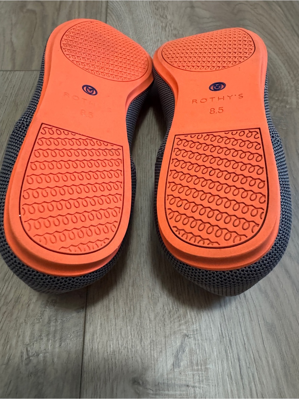 Rothys Womens Flats Dove Gray with Orange Soles Size 8.5 Rare/Retired Color - Picture 12 of 12